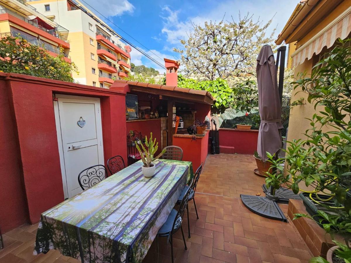 Appartement Les violettes à Menton Extérieur photo