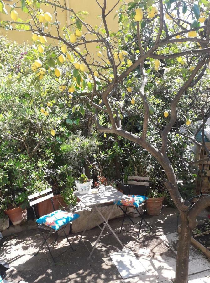 Appartement Les violettes à Menton Extérieur photo